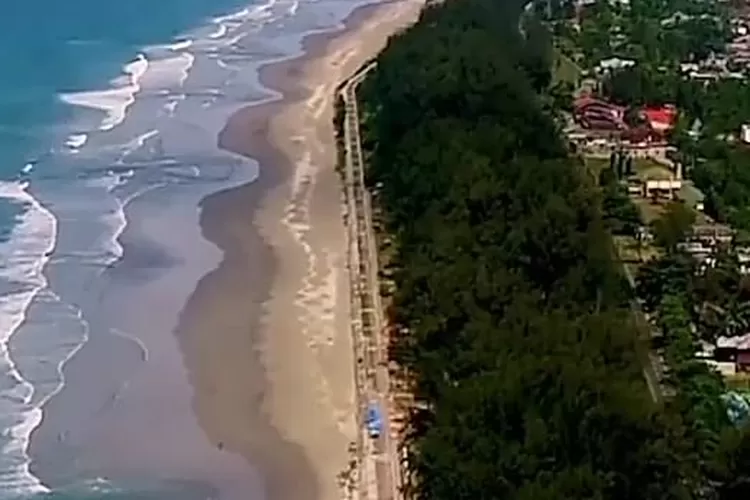 Ilustrasi pantai panjang - 10 Daftar Tempat Wisata di Bengkulu.  (Instagram/ pantaipanjang bengkulu)