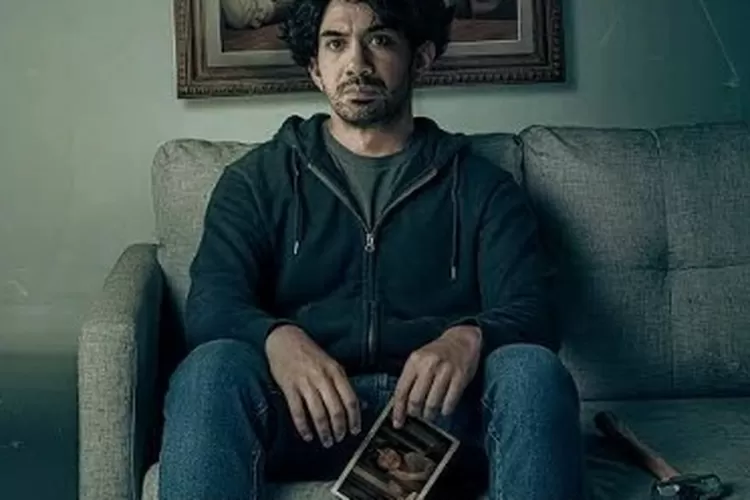 Film Berbalas Kejam yang diperankan oleh Reza Rahadian dan Laura Basuki