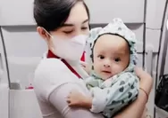 Bayi Nangis Terus Dalam Pesawat Viral, Untung Ada Pramugari Ini, Ternyata Sang Ibu Baru Meninggal Ada di Cargo