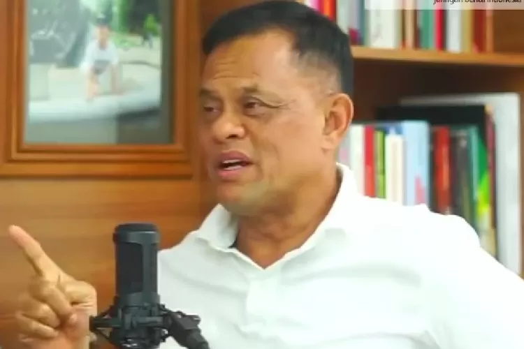Mantan Panglima TNI Jenderal Gatot Nurmantyo.  (Tangkapan layar YouTube Refly Harun)
