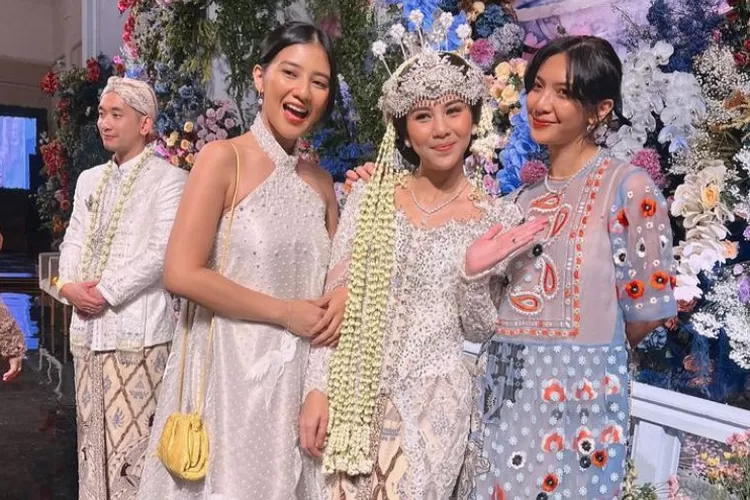 Adinda Thomas dan kekasihnya, Raka Akmal resmi menikah (Instagram @fitaanggriani)