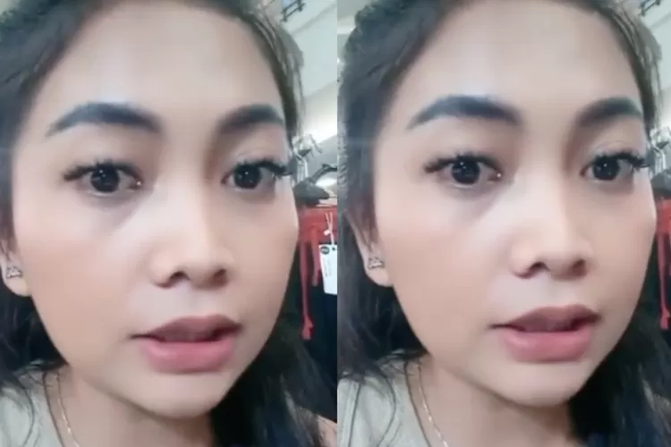 Perempuan ditegor keamanan mall saat hanya gunakan tanktop. Foto/Instagram (Foto/Instagram)