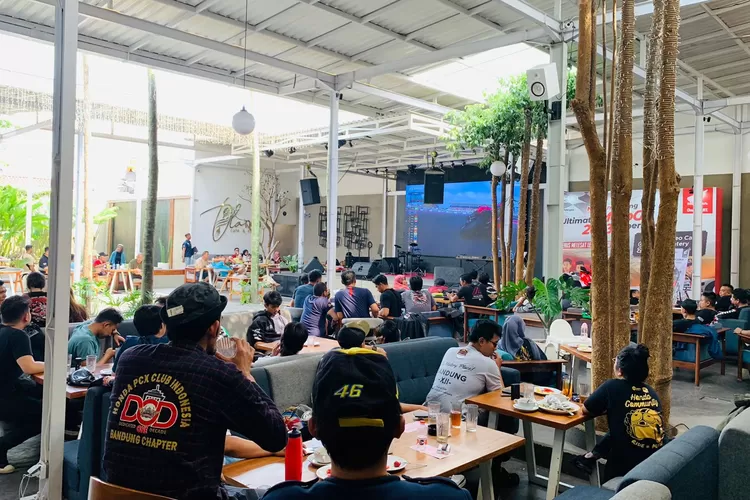 Nonton bareng MotoGP Mandalika yang digelar PT AHM dan PT Daya Adicipta Motora.