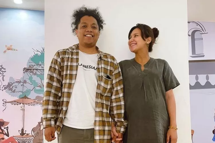 Arie Kriting dengan Indah Permatasari. (Instagram/ariekriting)