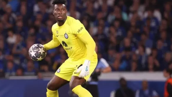 Potret Kiper Andre Onana yang dikabarkan akan berpindah dari Inter Milan menuju Manchester United  (Foto : Genmuslim / dok : berbagai sumber)