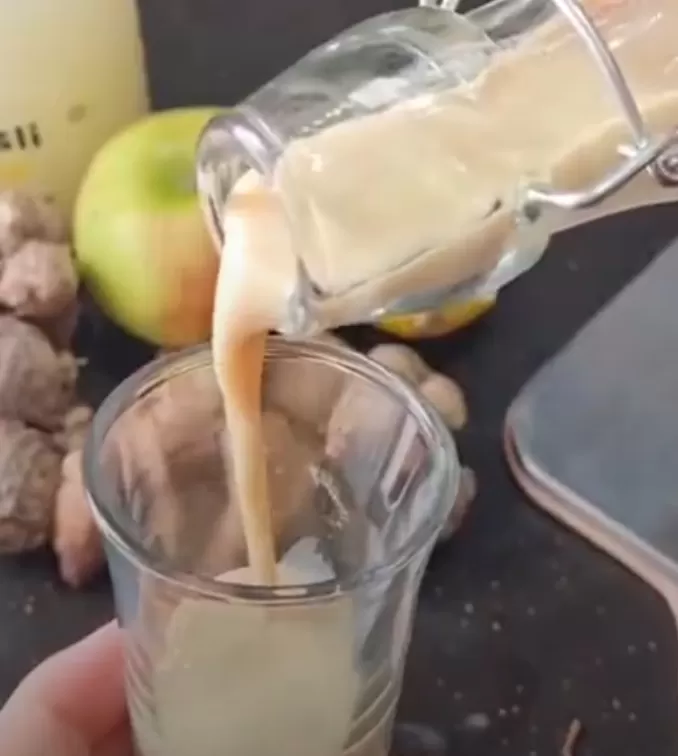 Minuman segar hasil racikan rempah tradisional untuk meningkatkan kesehatan tubuh (Instagram @umisehat)