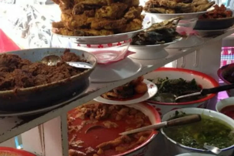 Ilustrasi rumah makan Padang.  Inilah rekomendasi 10 restoran Padang rasa otentik di Bogor ((Anggun Nindita Kenanga Putri/ayobandung.com))