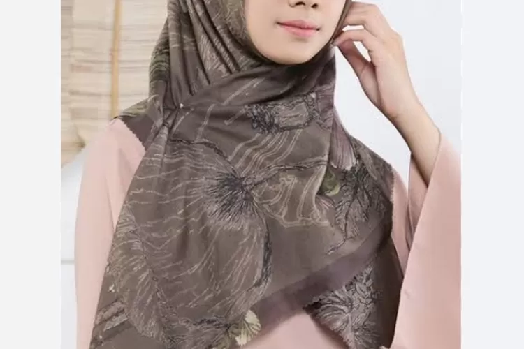 Wajib Ada Di Koleksi Hijabmu! Ini 7 Rekomendasi Merk Hijab Terkenal ...