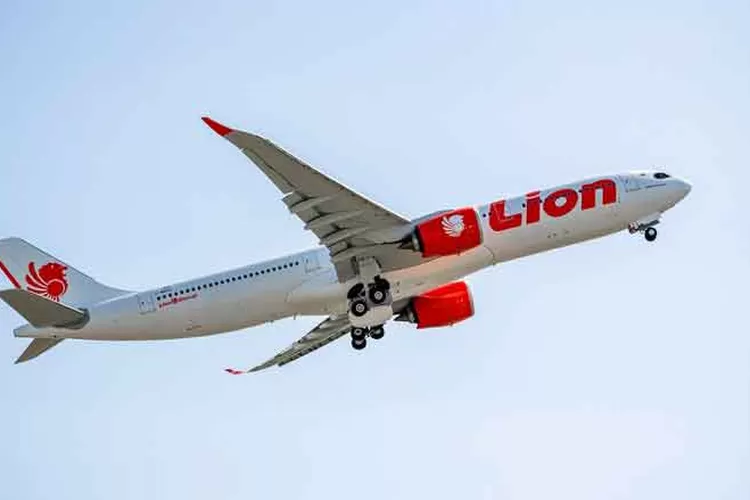Lion Air Tambah Jadwal Penerbangan Umroh dari Padang, Dua Kali Seminggu Lho (Lion Air)