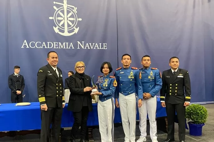 Ini Dia 3 Taruna Akademi Angkatan Laut yang Sukses Mengharumkan Indonesia di Italia (Dispen AL)