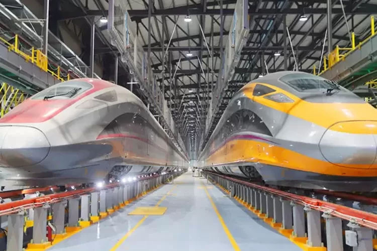 Kereta Cepat Jakarta Bandung (KCJB). (Sumber: Dok. Dery Ridwansah/JawaPos.com)