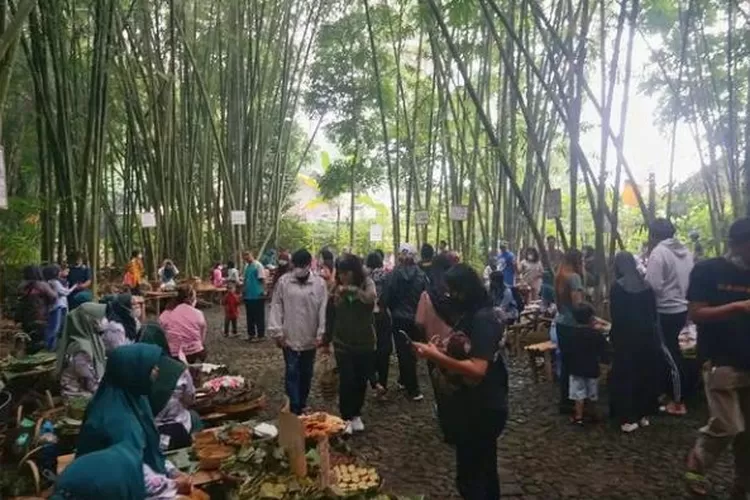Suasana Pasar Papringan Temanggung, Jawa Tengah. (Akun Instagrsm @pasarpapringan)