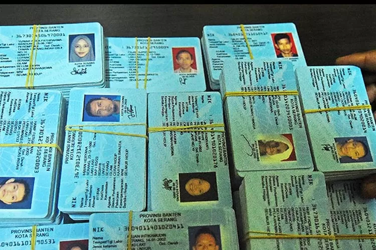 Cara dapat Saldi DANA Rp100.000 dengan KTP el (Republika)