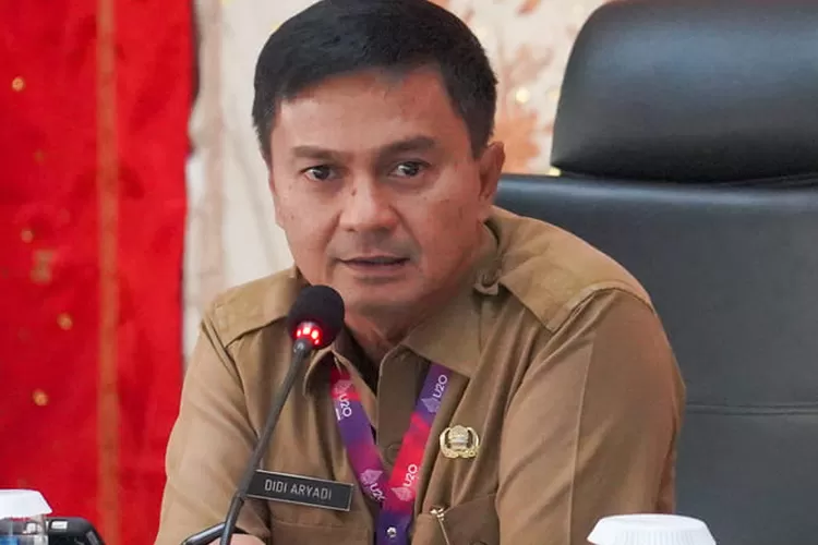 Didi Aryadi, Ketua Pelaksana Pemotongan Hewan Kurban Pemko Padang. (Prokopim Pdg)  