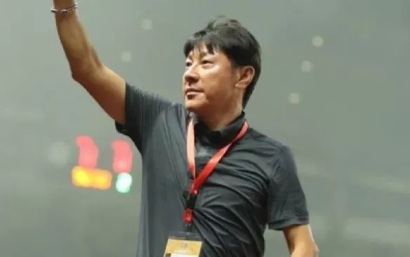 Iwan Bule beri saran ke PSSI, pakai lagi jasa Shin Tae-yong jadi pelatih Timnas Indonesia  (X.com @bayuariisandee)