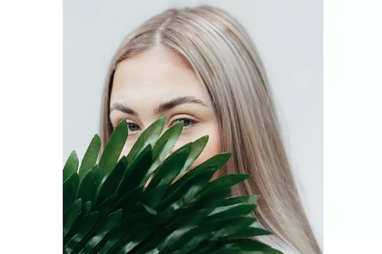 Ilustrasi cara menjadi pengagum rahasia (Pexels/Anete Lusina)