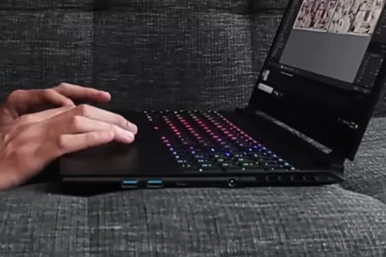 6 Cara Cek Laptop Bekas Sebelum Membeli, Hati-hati Nomor 6 Sering Dilupakan ( Tangkap layar YouTube.com/Paradise Store Indonesia)