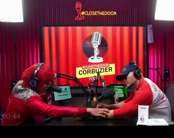 Pesulap merah saat berada diacara podcast Deddy corbuzier (Tangkapan layar deddy corbuizer)
