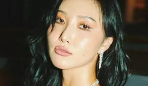 Hwasa Ungkap Alasan Dirinya Bergabung dengan P Nation Tepat di Saat Dirinya Banjir Hujatan