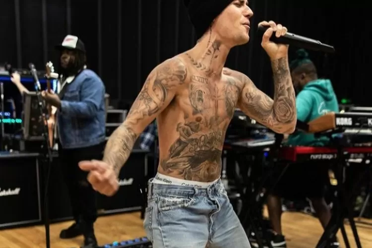 Justin Beiber yang akan menggelar tur keliling dunia pada awal tahun. (Akun Instagram @justinbeiber)