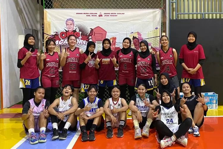 Orang Muda Ganjar Tegal Gelar Mentoring Bareng Komunitas Basket