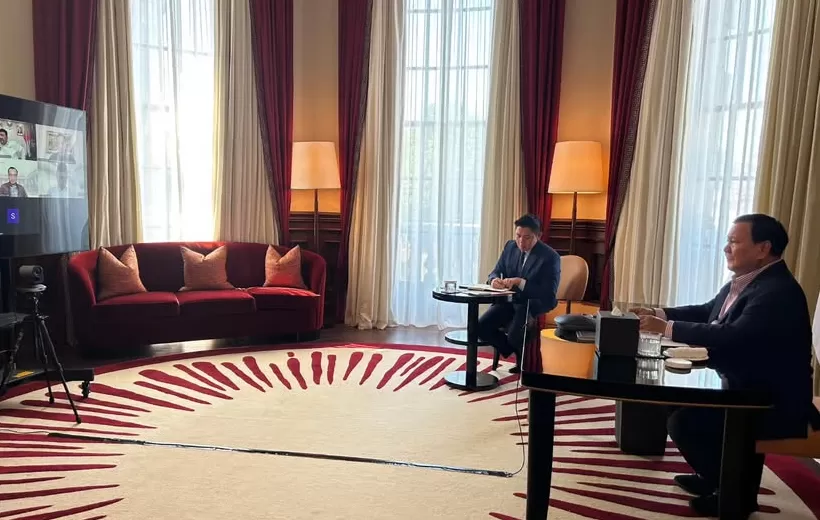 Presiden RI Prabowo Subianto menggelar rapat terbatas (ratas) bersama jajaran kabinet pada Sabtu, 12 Juli 2025.