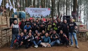Bikers Honda PCX Club Indonesia Gelar Honda Bikers Camp Kemerdekaan di Kuningan, Bagi bagi Santunan