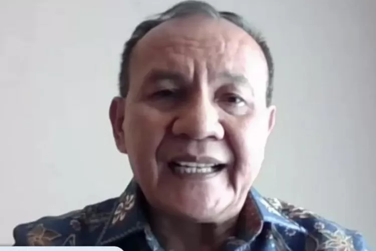 Tangkapan layar Ketua Tim Satgas Waspada Investasi Tongam Lumban Tobing dalam webinar Mewaspadai Jerita Pinjaman Online Ilegal, Kamis (19/8/2021).  (ANTARA/YouTube BeritaSatu)