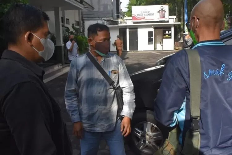 Terpidana korupsi dibekuk Kejati Jabar setelah buron 8 tahun. ( ANTARA/HO-Kejati Jawa Barat)