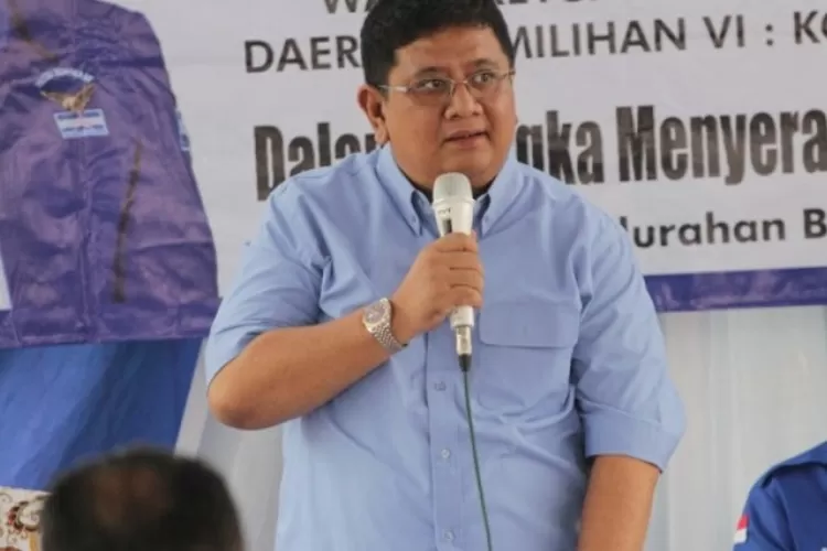 Mantan Ketua DPRD Jawa Barat 2009-2014 fraksi demokrat, (IS), tersangkut kasus penipuan bisnis SPBU