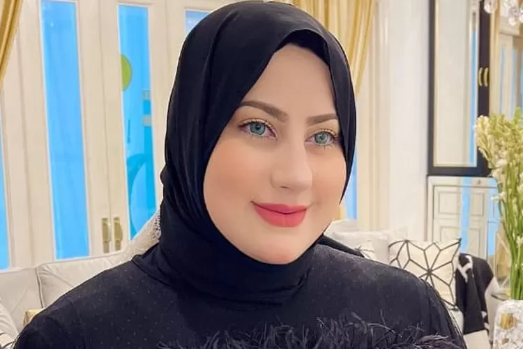 Tasyi Athasyia dilaporkan ke polisi oleh para mantan karyawan, pelaporan itu juga terkait teror dan ancaman kekerasan ke rumah mantan karyawan (Instagram @tasyiiathasyia)