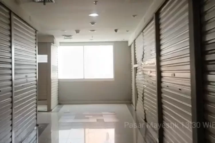 Pasar Mayestik di Jakarta sudah percis dengan Tanah Abang yang kian sepi di beberapa sudut toko (Tangkap layar Youtube Holi Holiday)