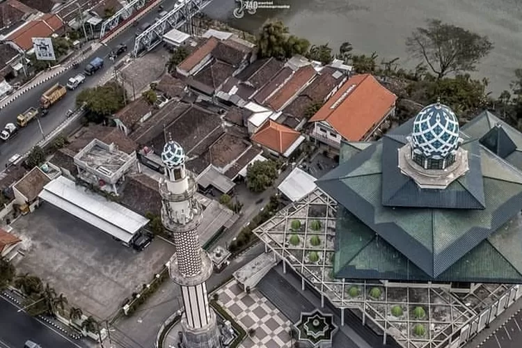 Ini dia tempat wisata kota Kediri, Jawa Timur, lengkap dengan alamat dan harga tiket (Instagram @740aerialvideography)
