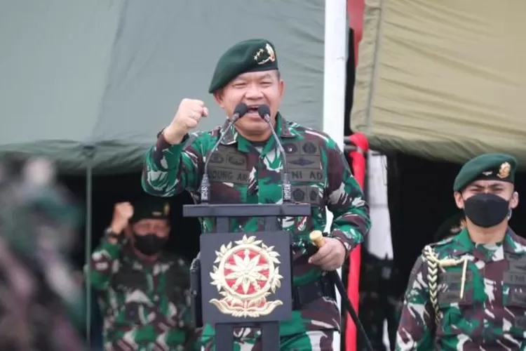 KSAD Jenderal Dudung Abdurachman berikan tiga pesan penting kepada paja akmil (dok Penkostrad)