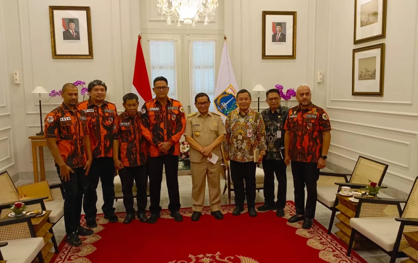 Gubernur DKI Jakarta Pramono Anung menerima audiensi jajaran pengurus Majelis Pimpinan Wilayah (MPW) Pemuda Pancasila DKI Jakarta.