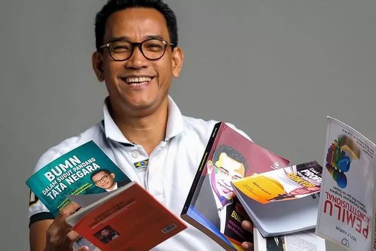 Ahli Tata Hukum Negara Refly Harun  (instagram @reflyharunofficial)