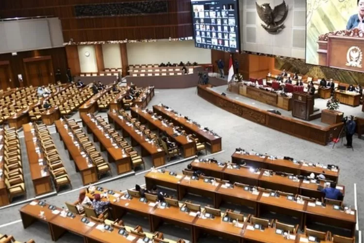 Ilustrasi Sidang Paripurna DPR. Hari ini DPR menyetujui RUU  Perppu Cipta Kerja menjadi Undang Undang 