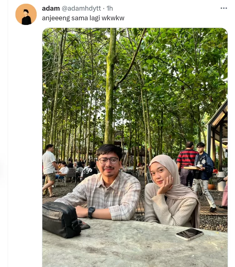 netizen lainnya lagi yang sebut miliki baju serupa