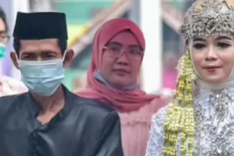 Foto diduga bapak Norma Risma bocor, netizen prihatin. (Kolase Berbagai Sumber)