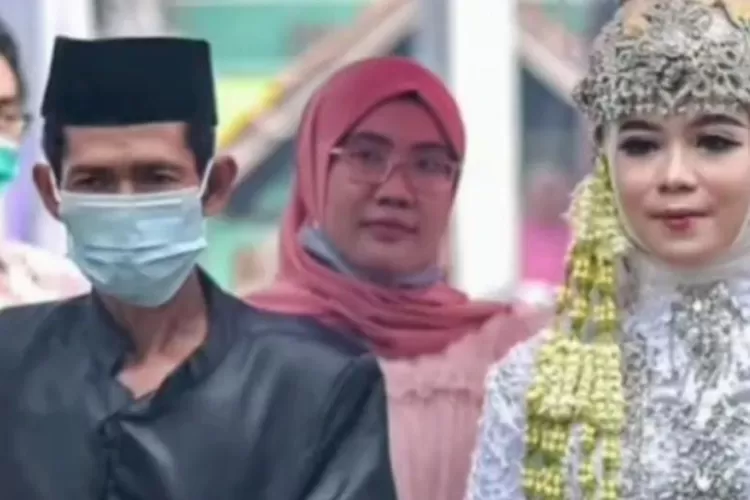 Ngerinya doa ayah Norma Risma saat tahu dikhianati, bikin Rozy lemas tak berkutik. (Kolase Berbagai Sumber)