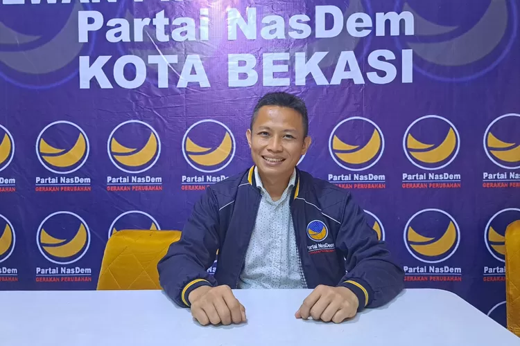 Ketua DPD NasDem Kota Bekasi, Aji Ali Sabana. (FOTO: Dharma/Suarakarya.id)