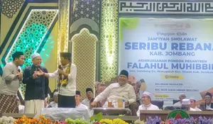 Duet Lawak Cak Ukil dan Cak Tawar Meriahkan Jam'iyah Shalawat Seribu Rebana Jombang