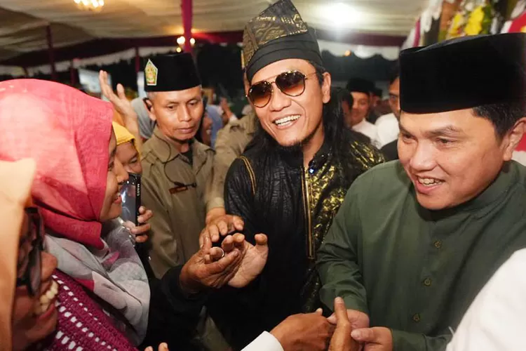 Menteri BUMN Erick Thohir saat menyambangi Pondok Pesantren Ora Aji.